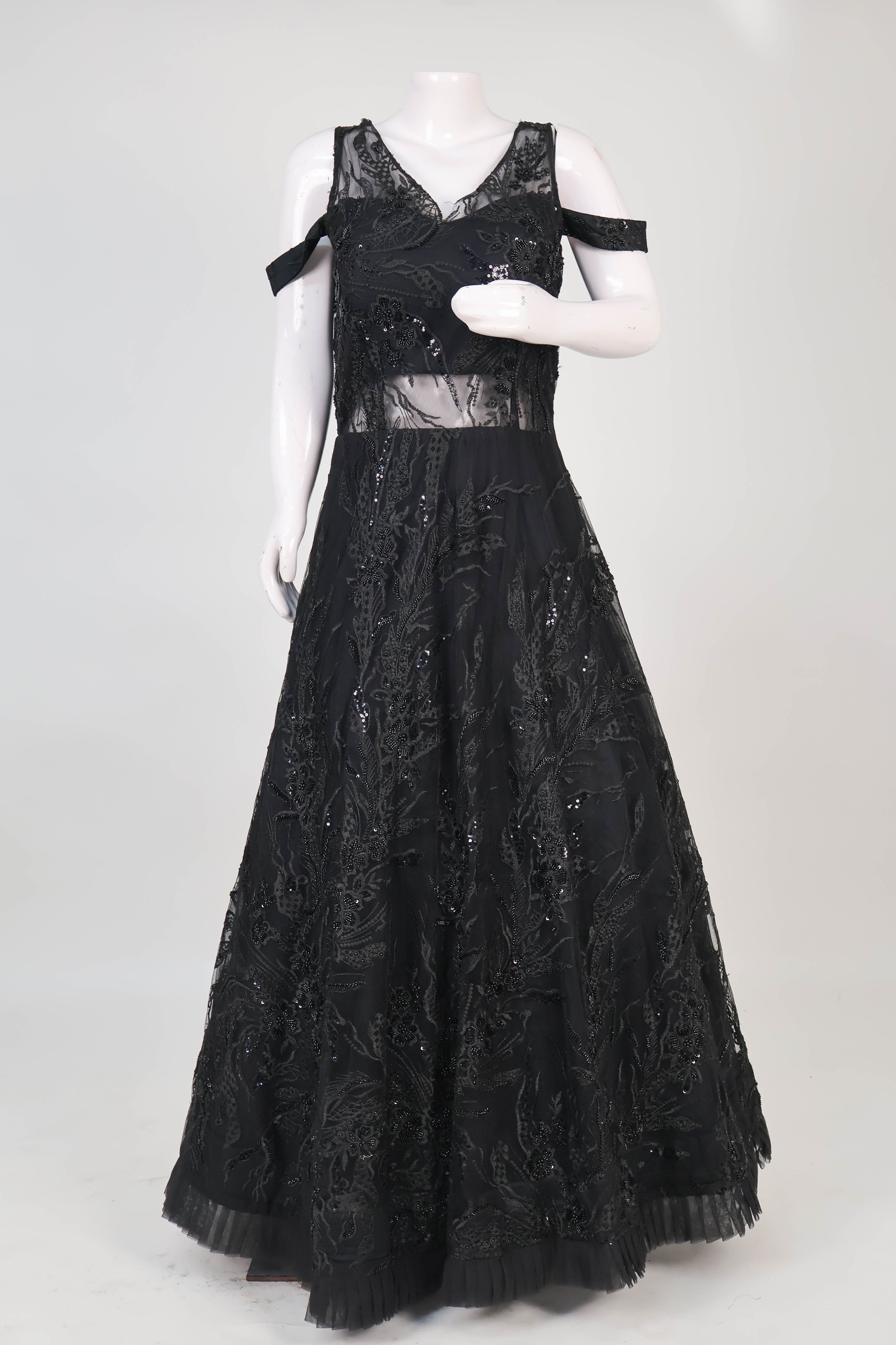 Cold-Shoulder Sequin Ball gown.